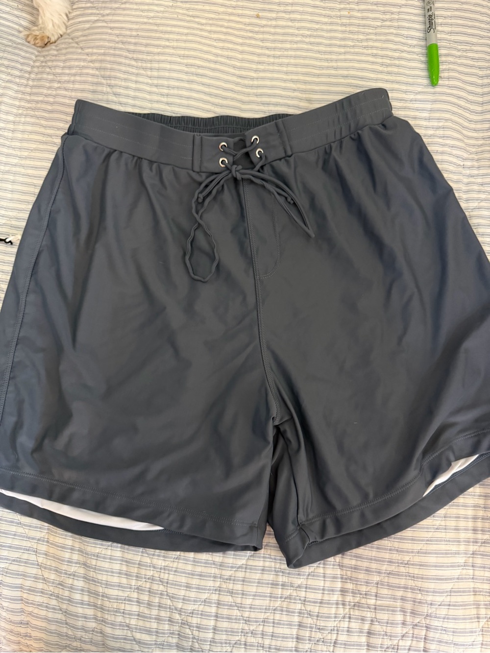 Women's  Charcoal Gray fully lined board shorts. Size XL only $8